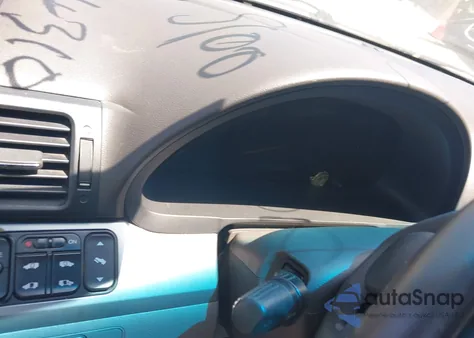 2010 Honda Odyssey Touring из США, поврежденный, VIN 5FNRL3H90AB085105